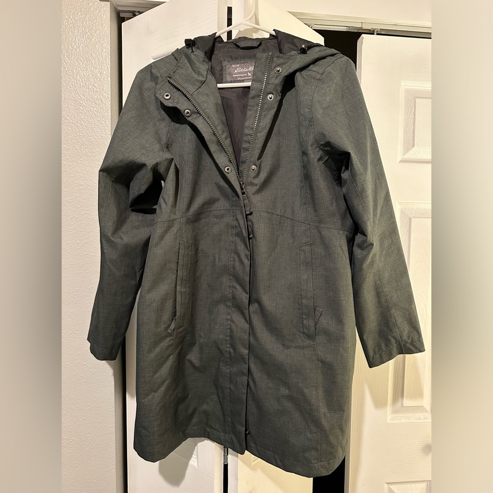 Eddie Bauer hooded rain coat